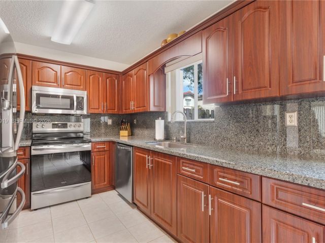 Home for sale at 16323 SW 97th St - photo 7465443