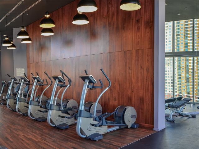 2-bedroom condo for sale in Miami - 1300 Brickell Bay Dr 1903 - MondialRealty