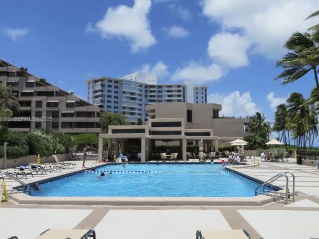 Apartment for rent  Unit #1226 - photo 7491807