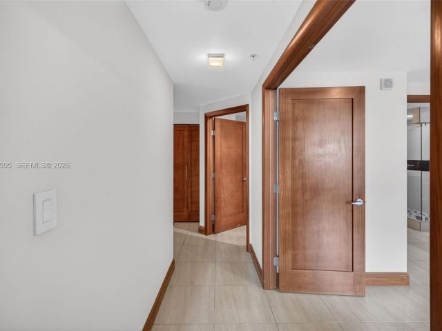 Apartment for rent  Unit #1205 - photo 7501248