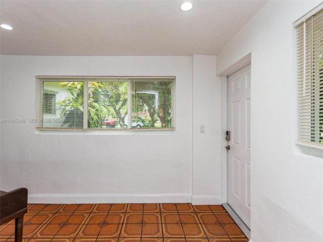 Home for rent at 6300 NW 41st St - photo 7487371