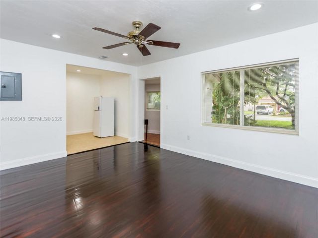 Home for rent at 6300 NW 41st St - photo 7487375