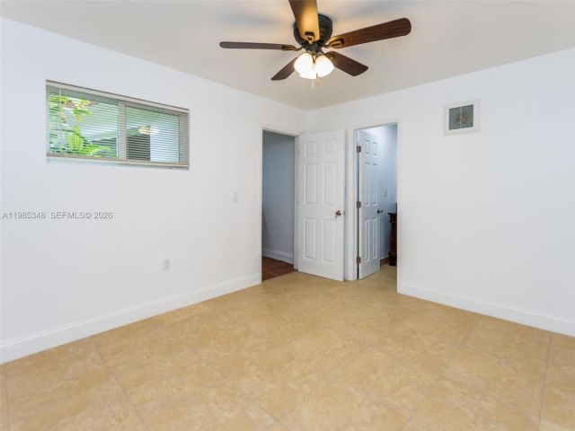 Home for rent at 6300 NW 41st St - photo 7487383