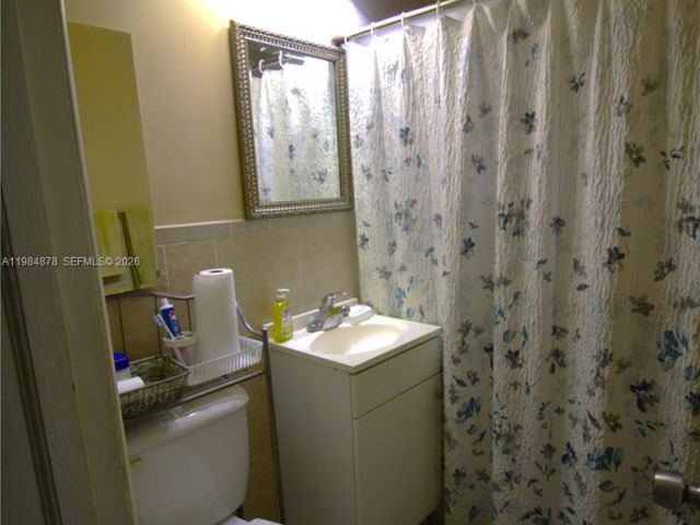 Home for sale at 1142 NW 2nd Ave - photo 7481725