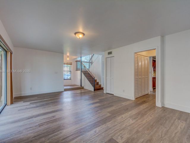 Home for rent at 1960 Bayberry Dr 1960 - photo 7454100