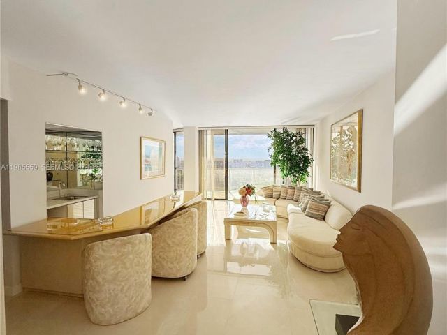 Apartment for sale  Unit #2409 - photo 7503036