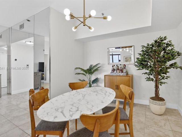 Apartment for sale  Unit #TS 5 - photo 7503061