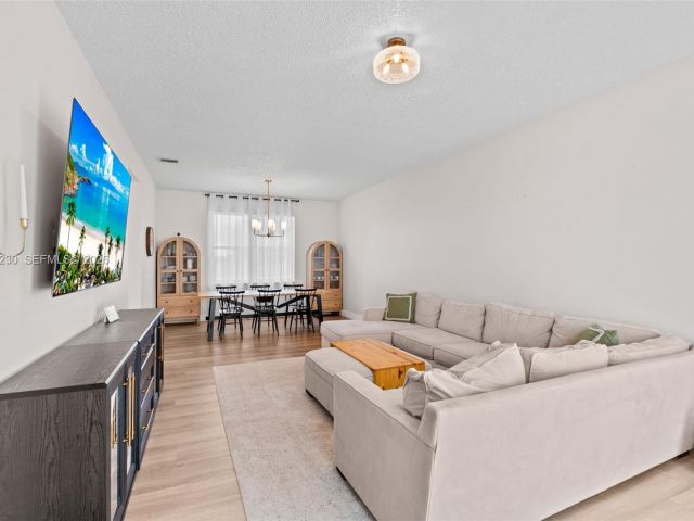 Home for sale at 2832 Cayenne Ave - photo 7514767