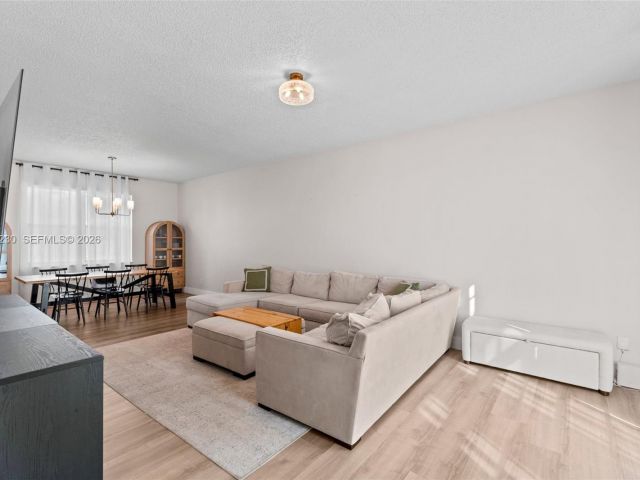 Home for sale at 2832 Cayenne Ave - photo 7514768