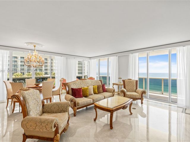 Apartment for sale  Unit #1601 - photo 7500340