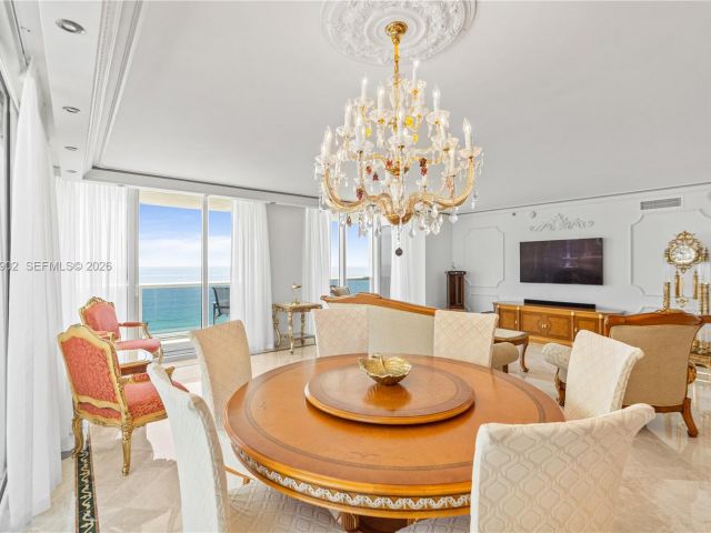 Apartment for sale  Unit #1601 - photo 7500342