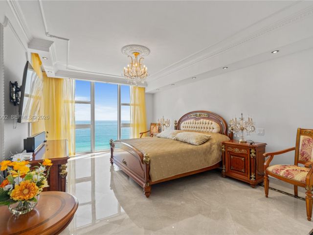 Apartment for sale  Unit #1601 - photo 7500351