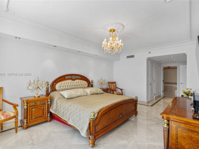 Apartment for sale  Unit #1601 - photo 7500352