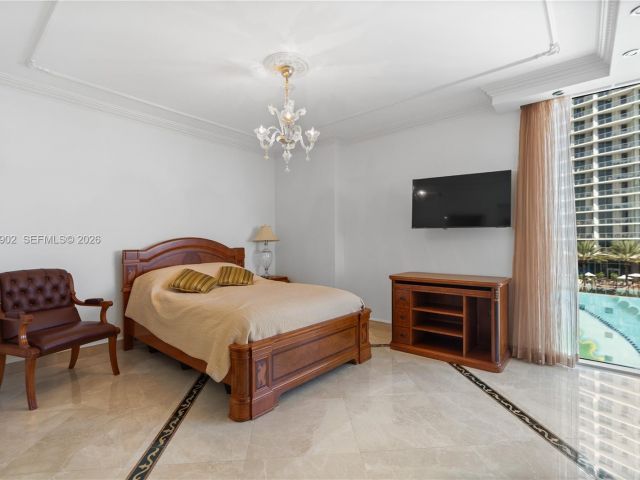 Apartment for sale  Unit #1601 - photo 7500356