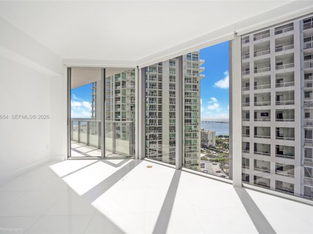 Apartment for rent  Unit #1803 - photo 7509758