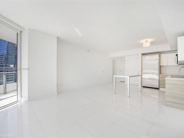 Apartment for rent  Unit #1803 - photo 7509766