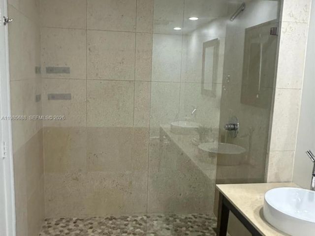 Apartment for rent  Unit #3809 - photo 7510808