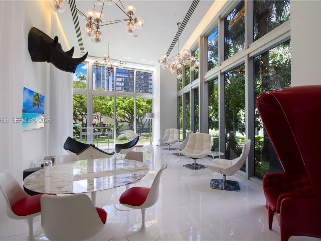 Apartment for rent  Unit #3809 - photo 7510819