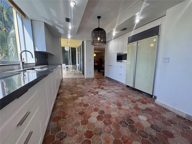 Apartment for rent  Unit #310 - photo 7518308