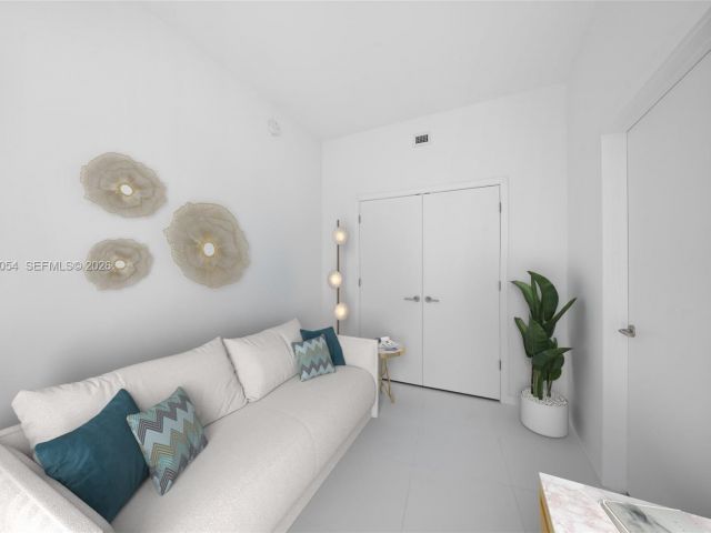 Apartment for sale  Unit #4010 - photo 7487785