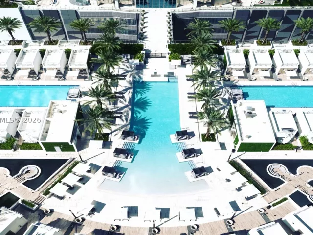2-bedroom condo for sale in Miami - 851 NE 1st Ave 4010 - MondialRealty