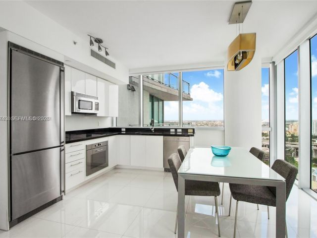 Apartment for rent  Unit #2510 - photo 7486753