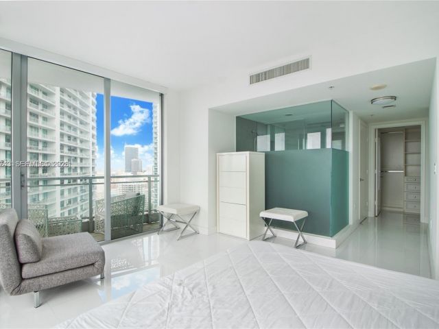 Apartment for rent  Unit #2510 - photo 7486754