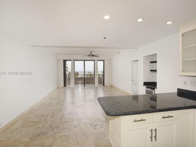 Apartment for rent  Unit #507 - photo 7491777