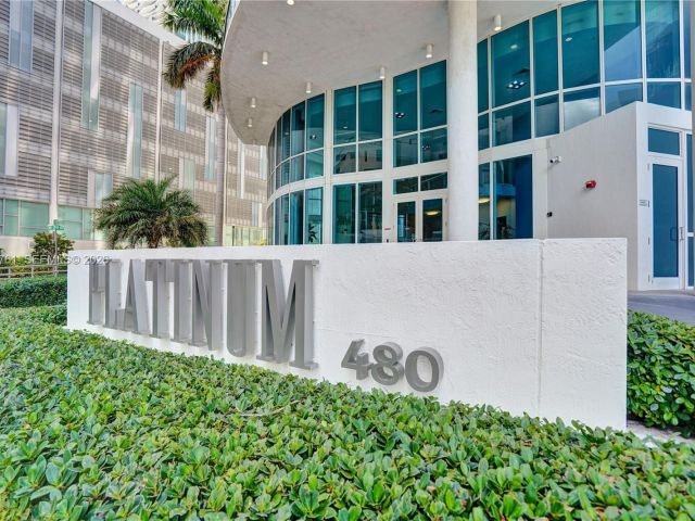 Apartment for rent  Unit #1007 - photo 7494929