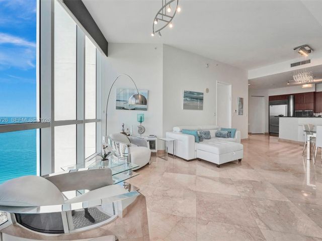 Apartment for rent  Unit #5108 - photo 7495943