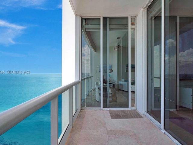 Apartment for rent  Unit #5108 - photo 7495951