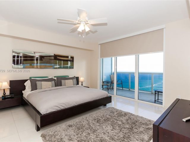 Apartment for rent  Unit #3204 - photo 7499074