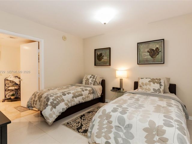 Apartment for rent  Unit #3204 - photo 7499080