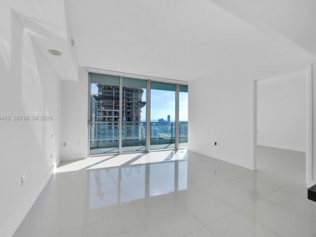 Apartment for sale  Unit #3904 - photo 7525107