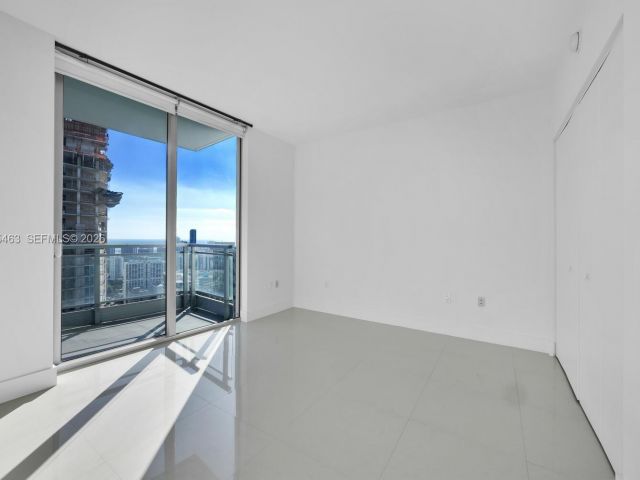 Apartment for sale  Unit #3904 - photo 7525123