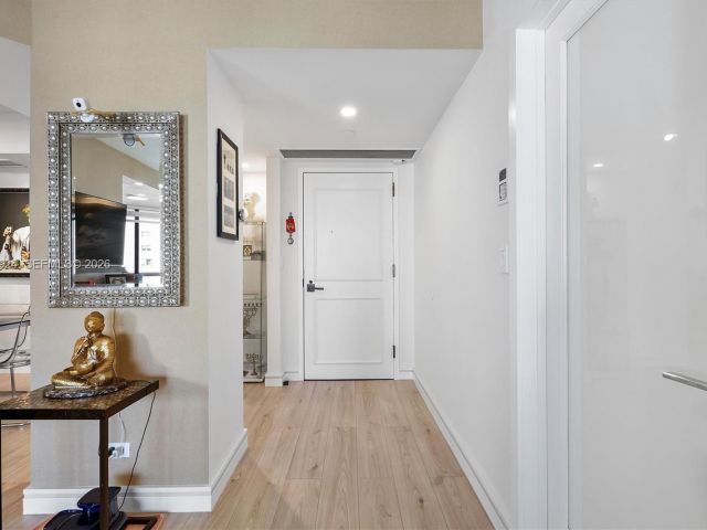 Apartment for sale  Unit #1903 - photo 7522107