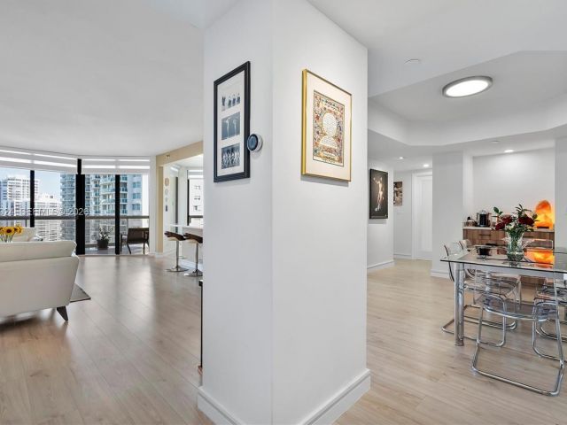 Apartment for sale  Unit #1903 - photo 7522108