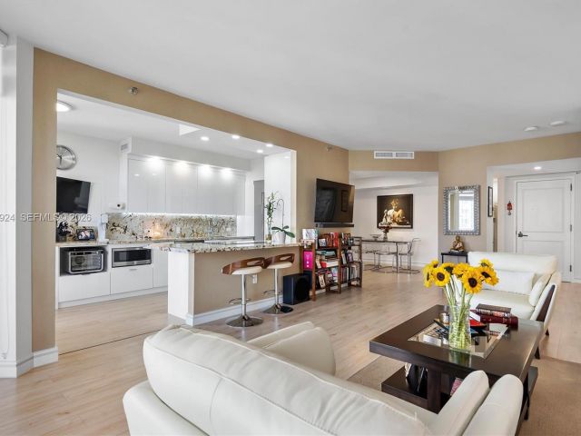 Apartment for sale  Unit #1903 - photo 7522113