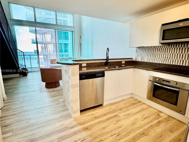 Apartment for sale  Unit #L-1210 - photo 7496283