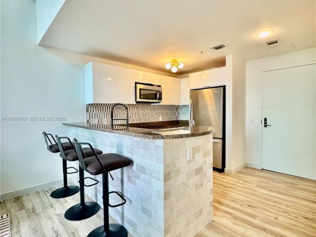 Apartment for sale  Unit #L-1210 - photo 7496284