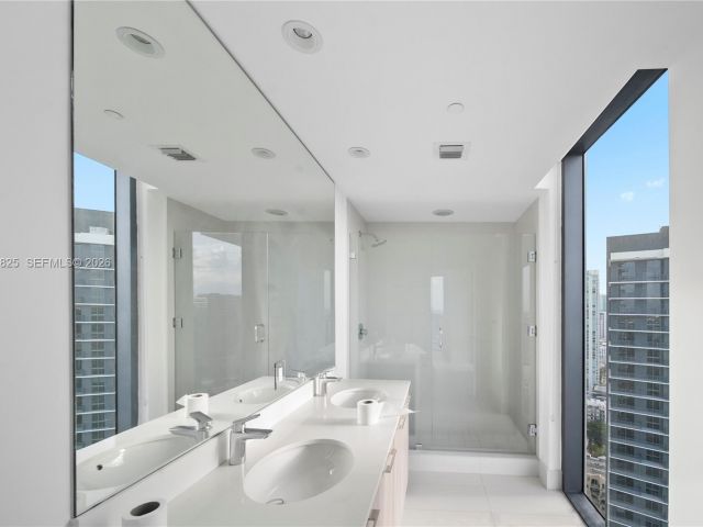 Apartment for sale  Unit #3110 - photo 7494139