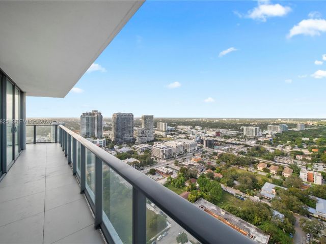 Apartment for sale  Unit #3110 - photo 7494142