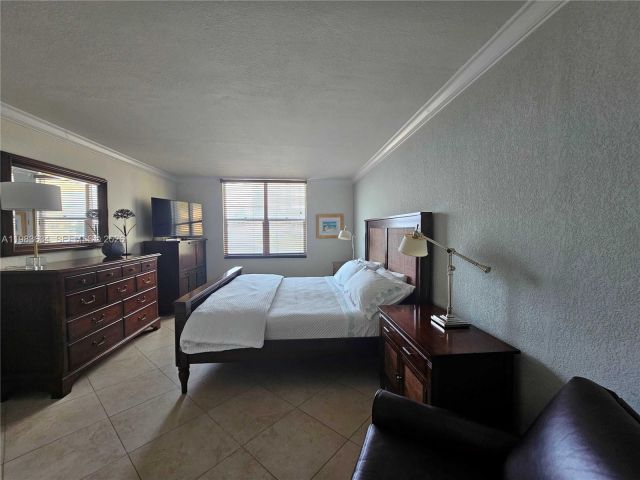 Apartment for rent  Unit #411 - photo 7477011