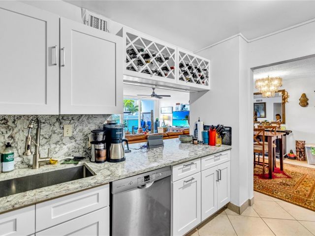 Apartment for sale  Unit #228 - photo 7483938