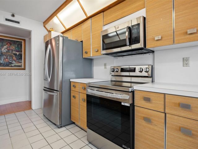 Apartment for sale  Unit #16C - photo 7503756