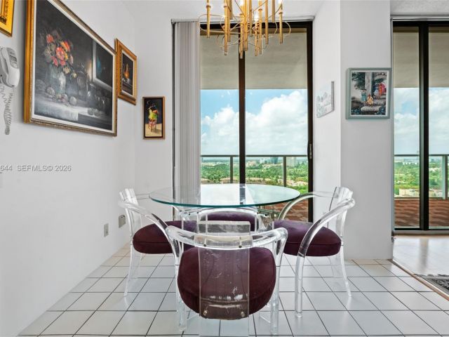 Apartment for sale  Unit #16C - photo 7503758