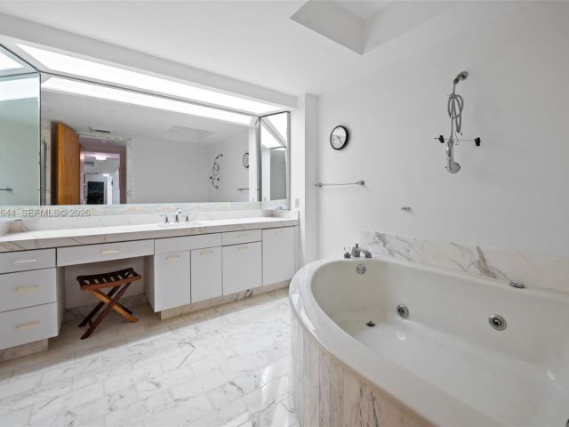 Apartment for sale  Unit #16C - photo 7503764