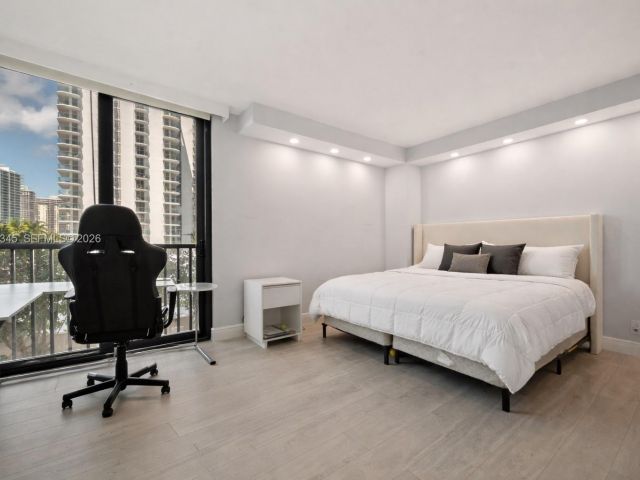 Apartment for sale  Unit #4H - photo 7505620