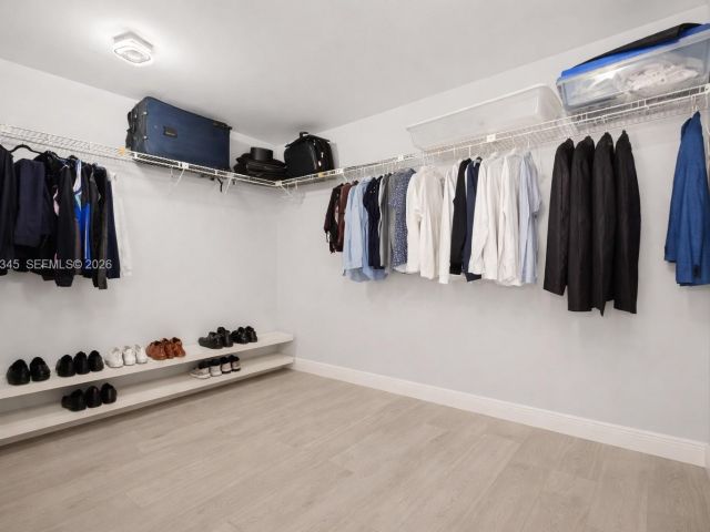 Apartment for sale  Unit #4H - photo 7505624