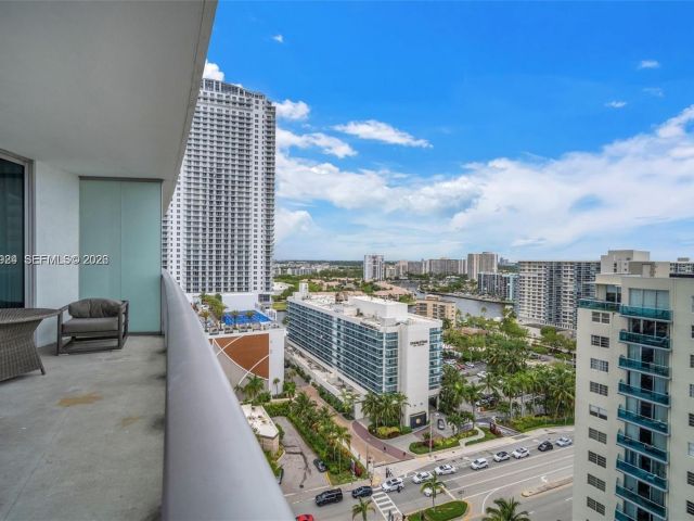 Apartment for sale  Unit #1210 - photo 7512304